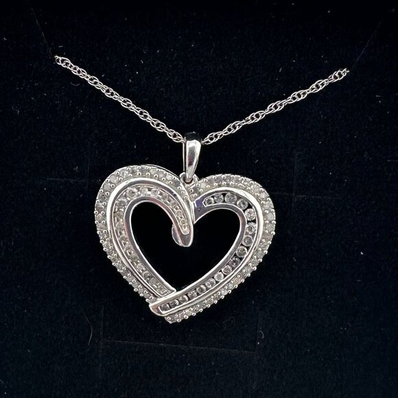 Beautiful 1/2 Carat Natural Diamond Heart Pendant Necklace with .925 Sterling Ch - Picture 8 of 12